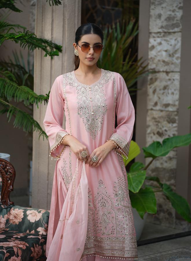 DW Women Floral Embroidered Straight Kurta and Palazzos with Dupatta Set - Image 5
